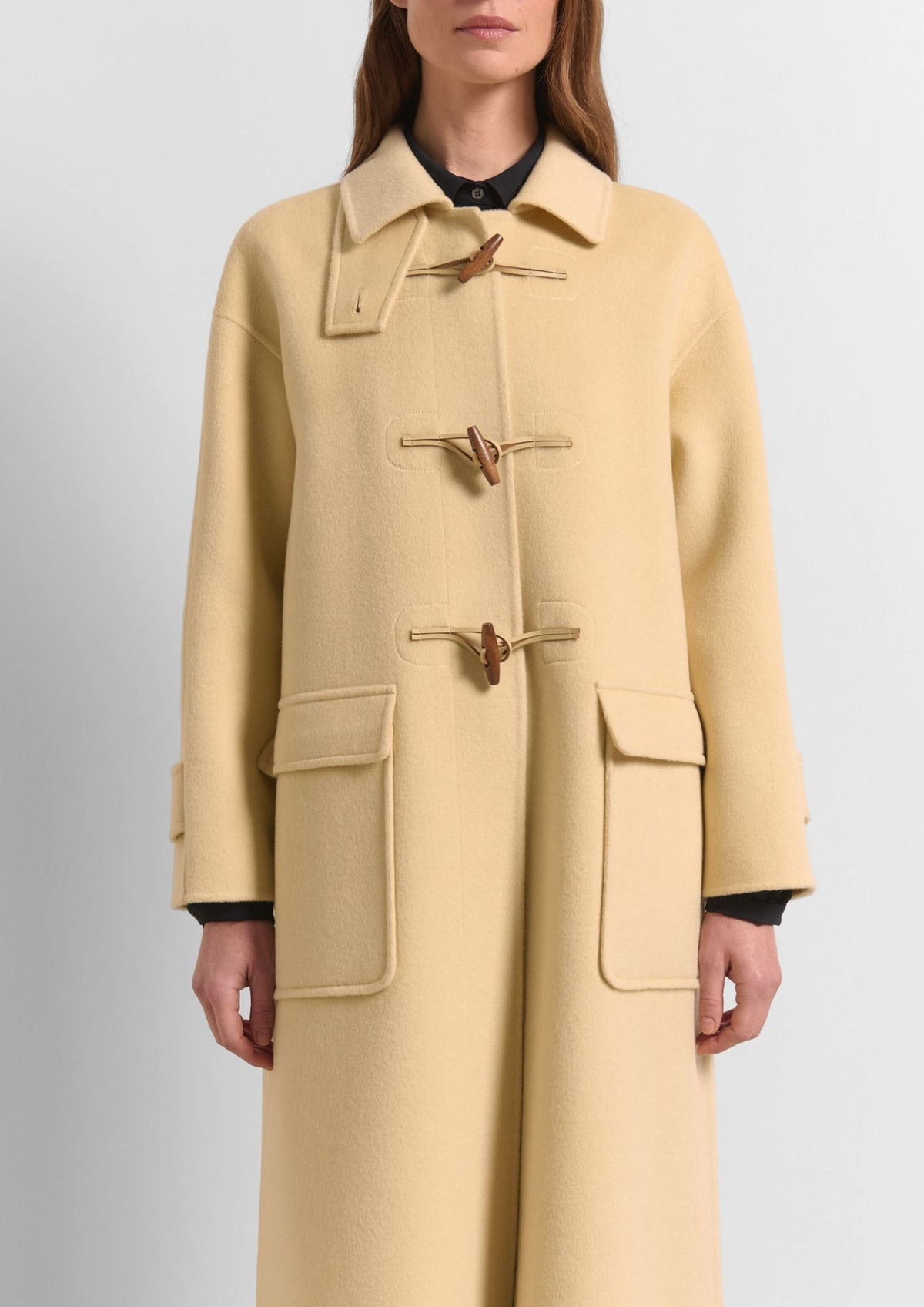 BEATRICE B. Wool Cashmere Toggle Coat - Off White