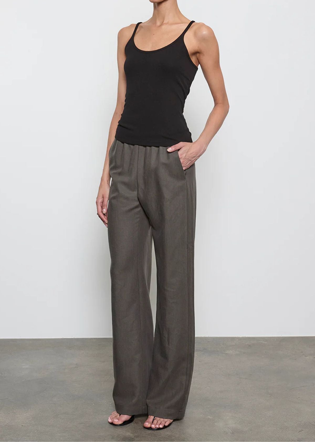 ENZA COSTA Twill Everywhere Pant - Black Olive