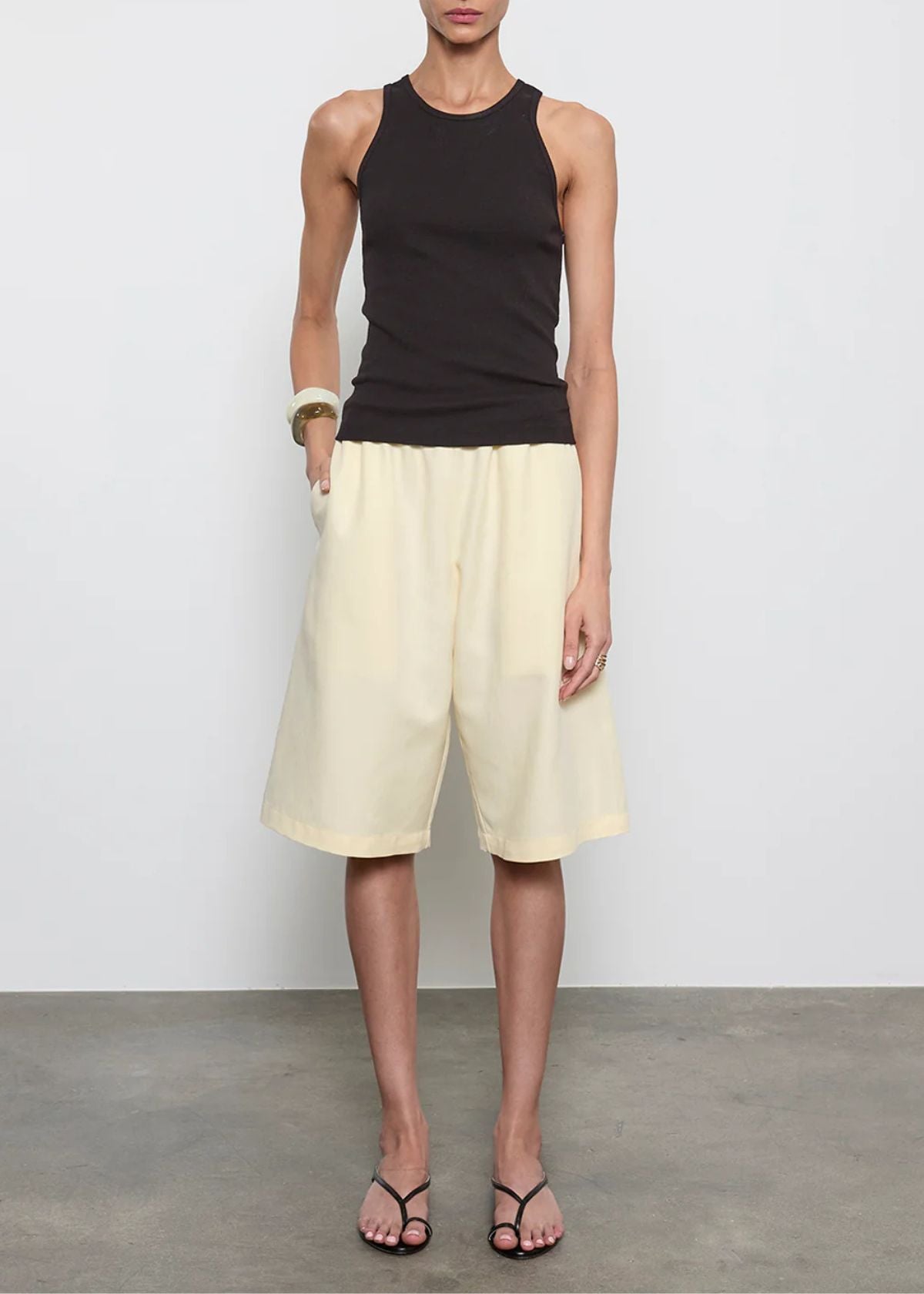 ENZA COSTA Twill Bermuda Short - Flan