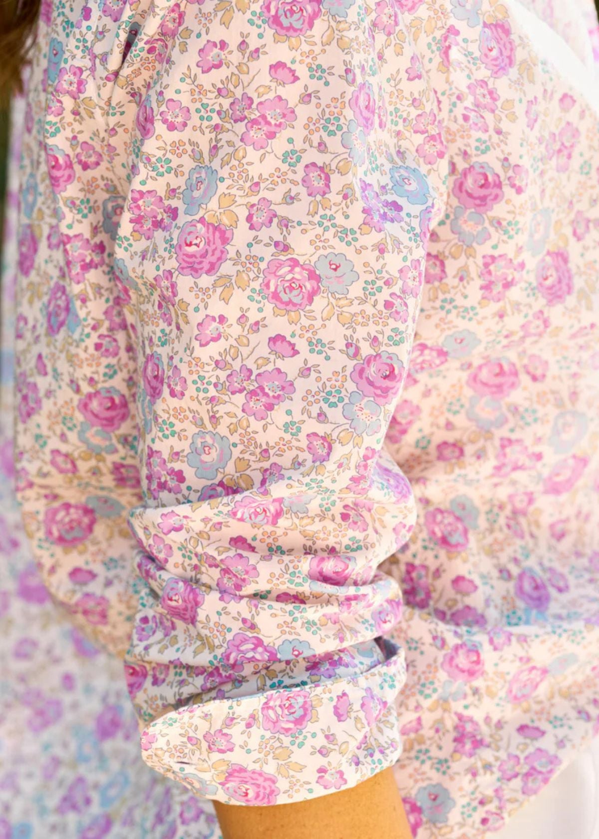 FRANK & EILEEN Eileen Top - Blue Pink Floral