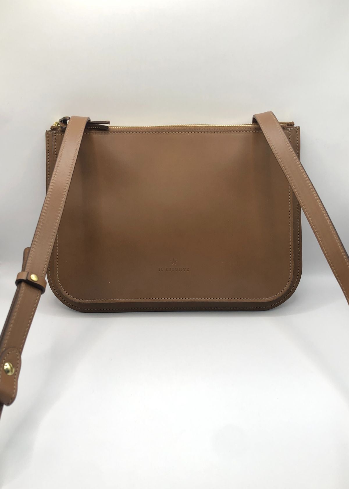 IL BISONTE Roseto Crossbody Handbag- Chocolate