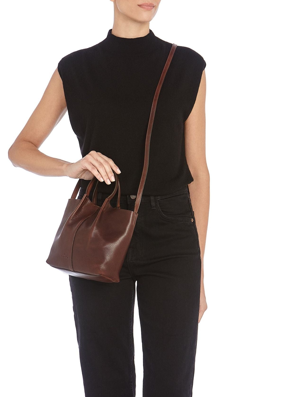 IL BISONTE Nina Leather Crossbody Handbag - Coffee