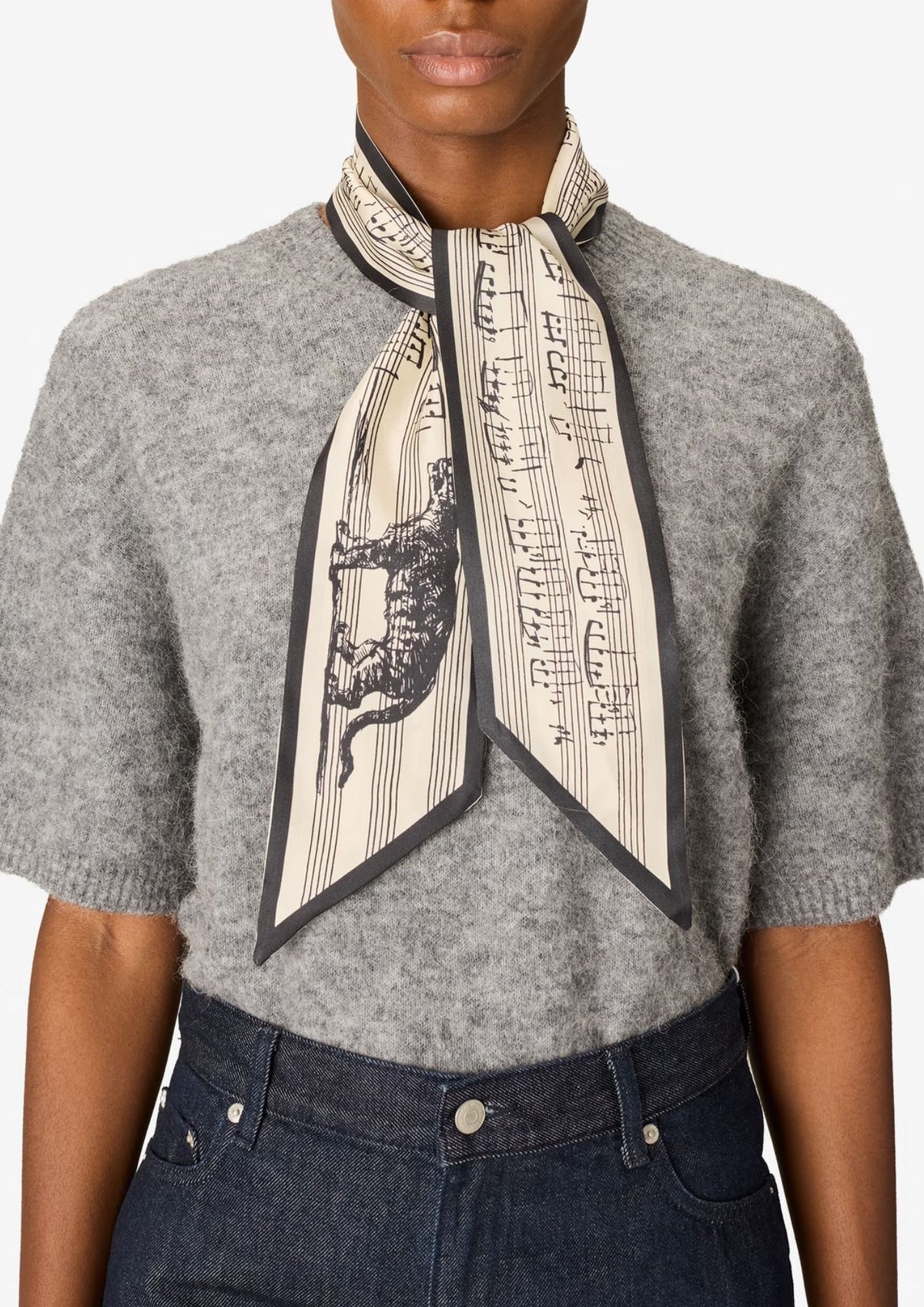 INOUI EDITIONS Lavalliere Impromptu 120 Scarf - Black