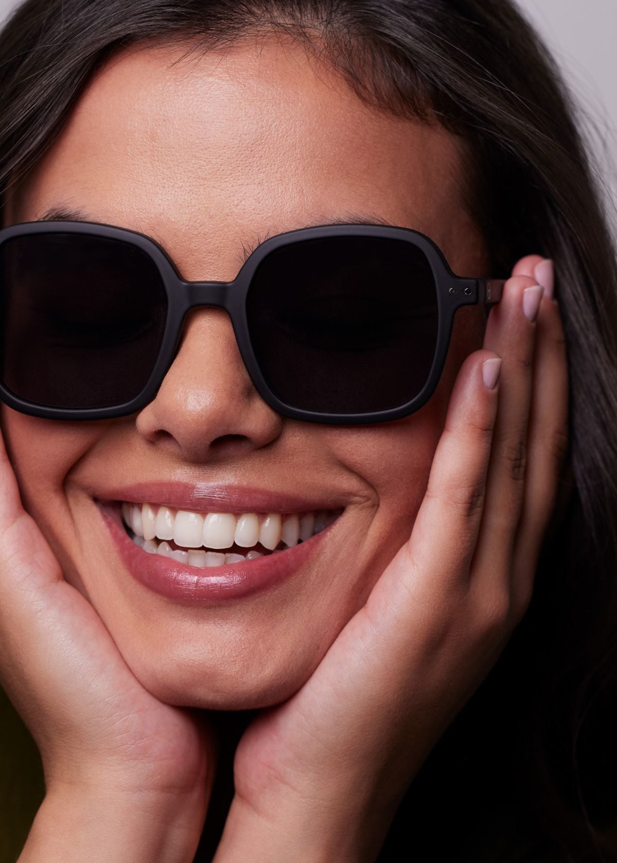 IZIPIZI #OFFICE Oversized Sunglasses - Black