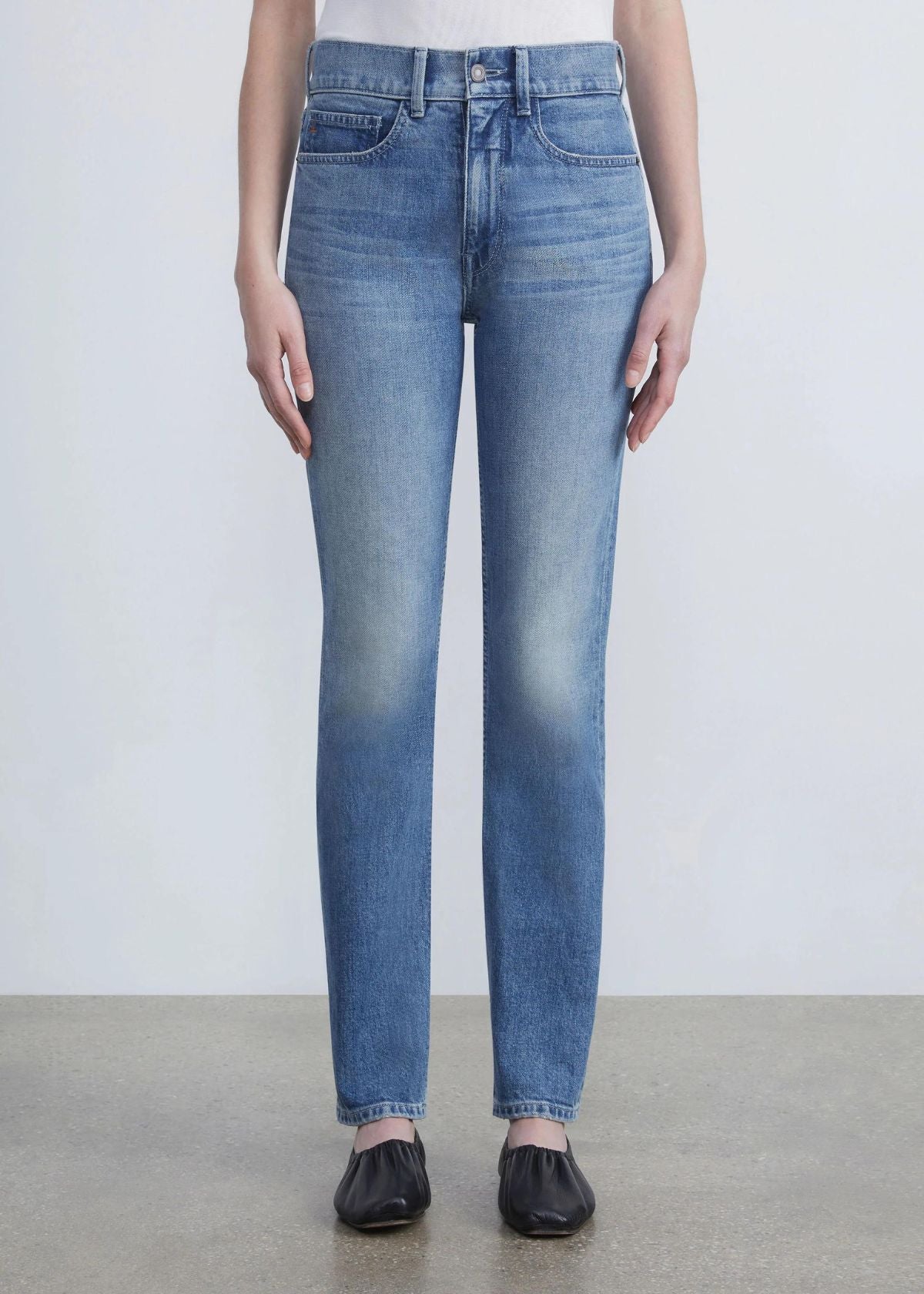 LAFAYETTE 148 Reeve Straight Ankle Jean - Faded Skyline