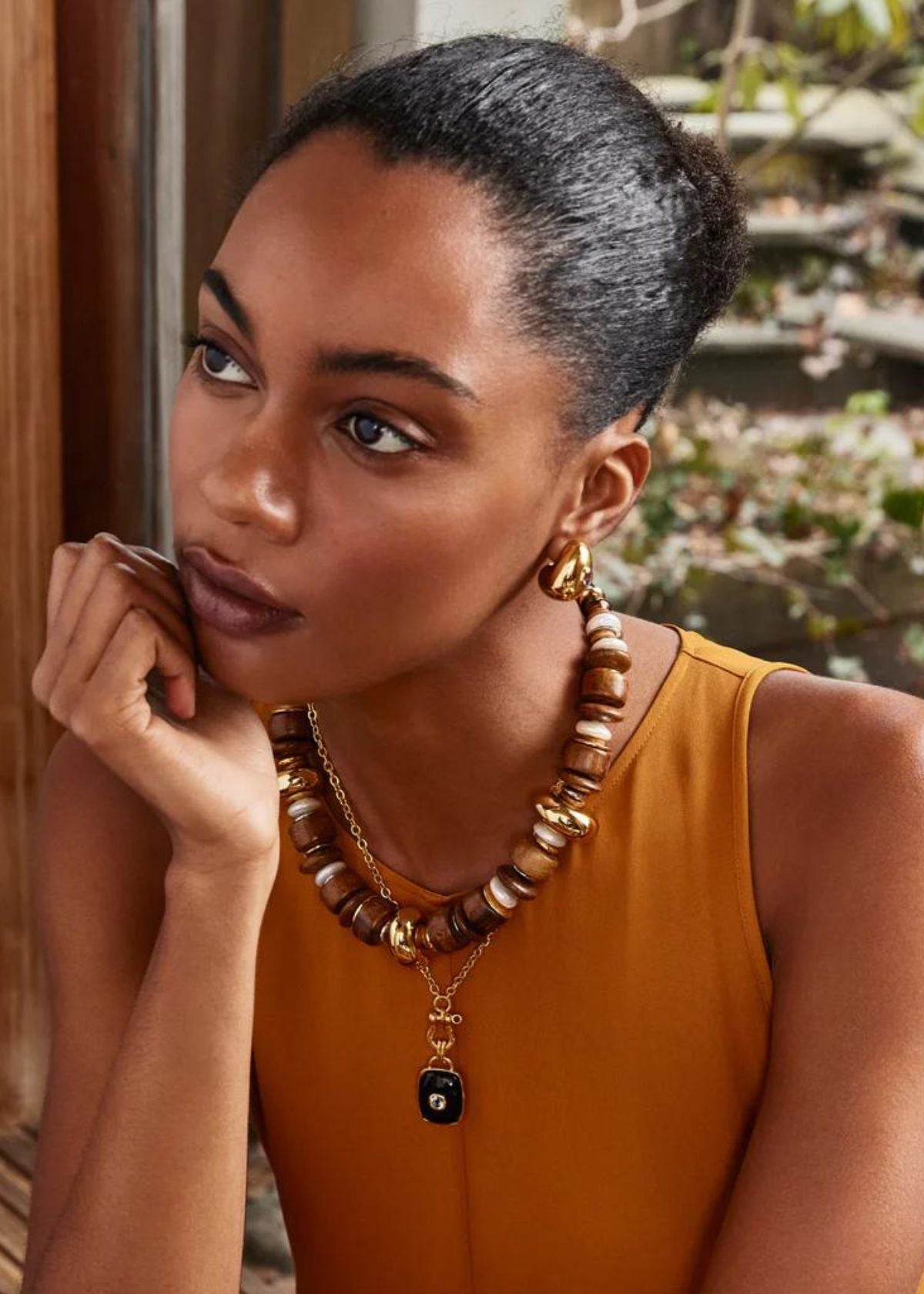 LIZZIE FORTUNATO Mini Arp Earring - Studded Gold