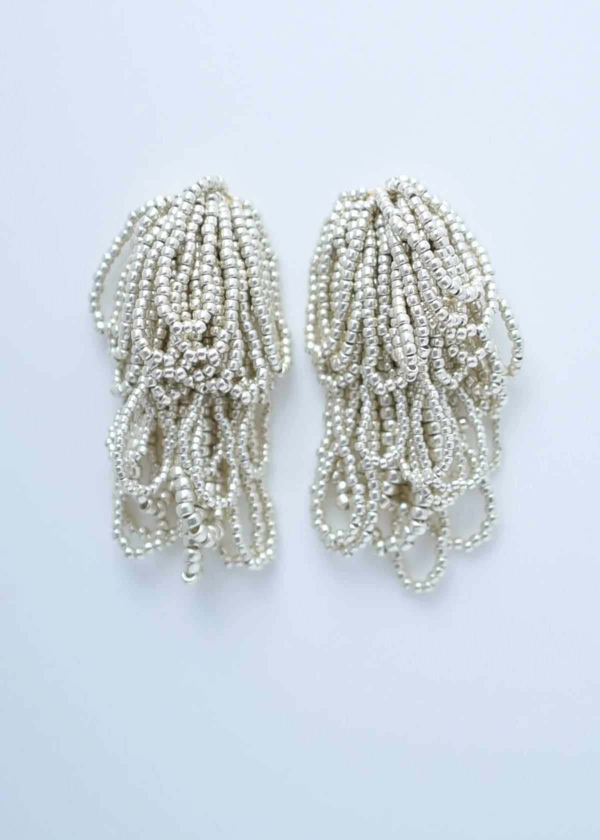 MONSHIRO Dot Volume Fringe Earring