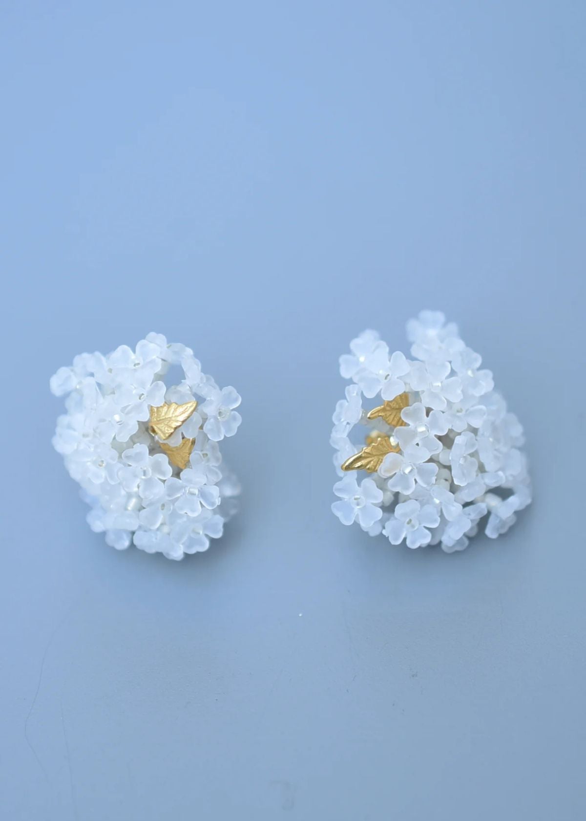 MONSHIRO Ajisai Earring - White