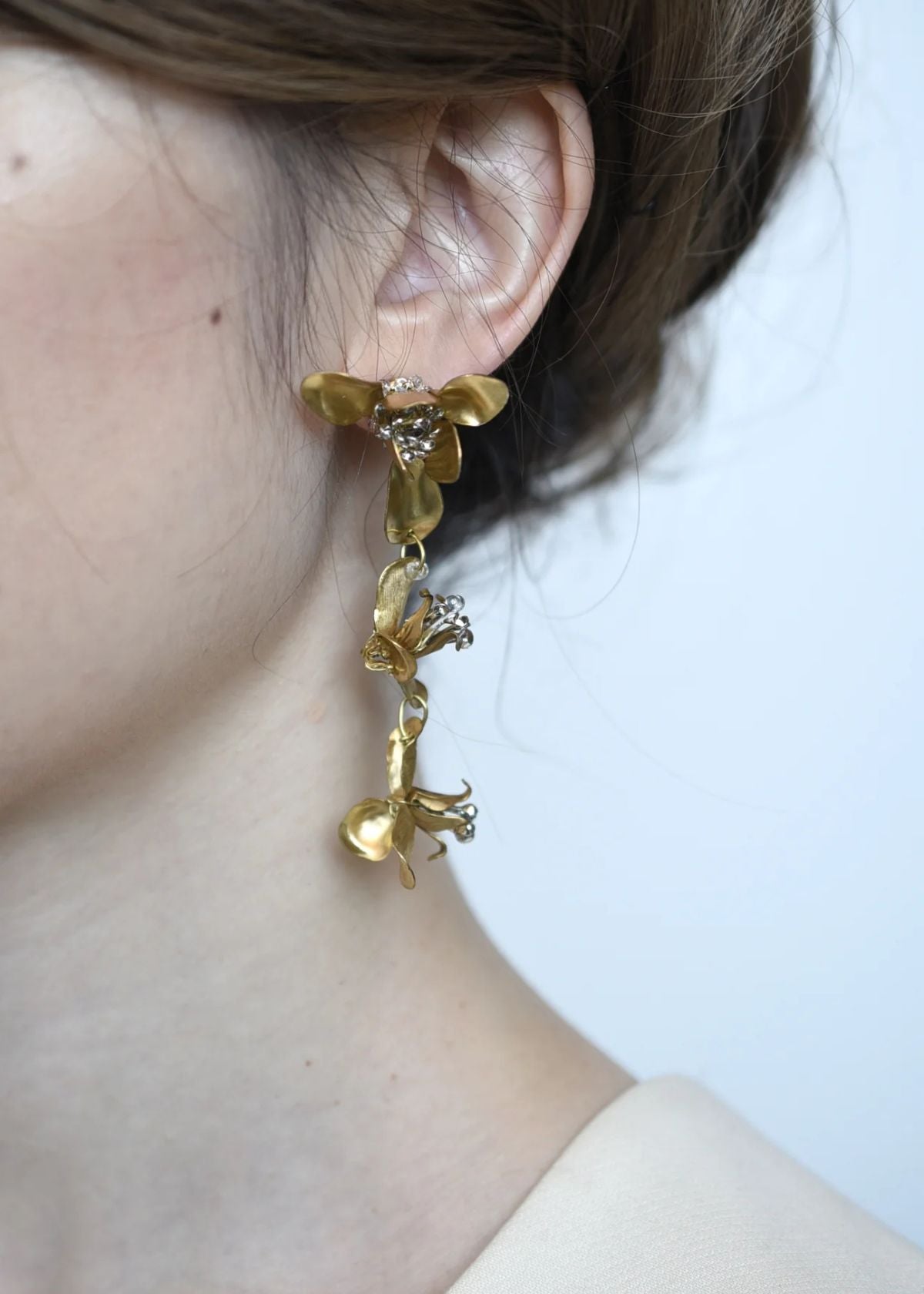 MONSHIRO Iris Long Earring