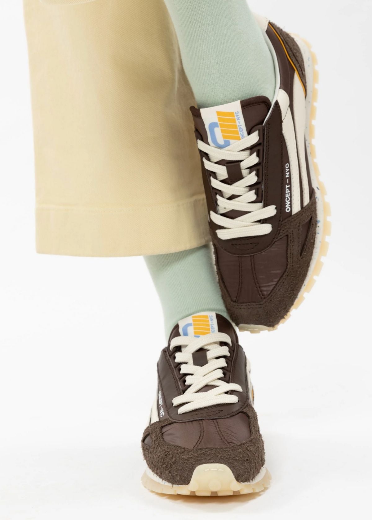 ONCEPT Toronto Retro Sneaker - Espresso