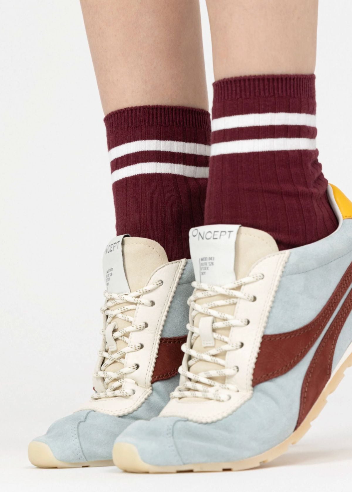 ONCEPT Essex Court Sneaker - Sky