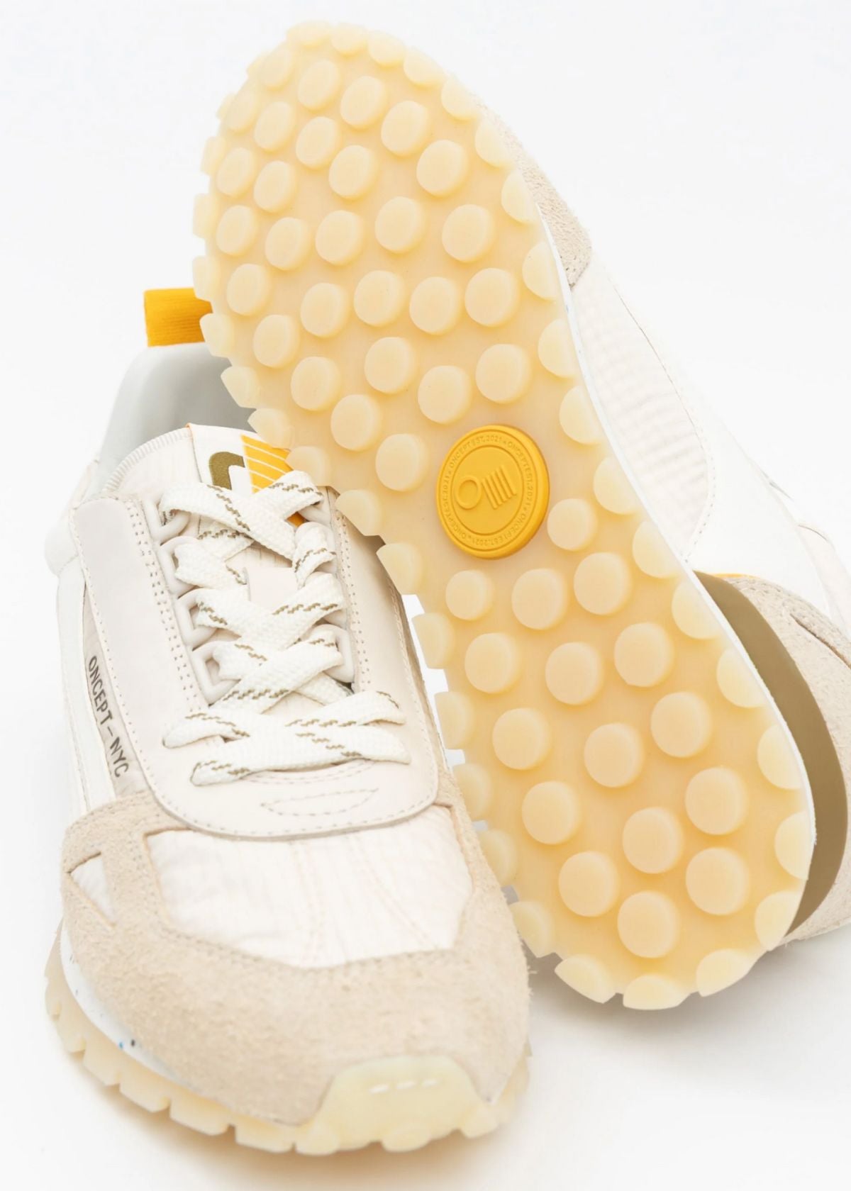 ONCEPT Toronto Sneaker - Off White
