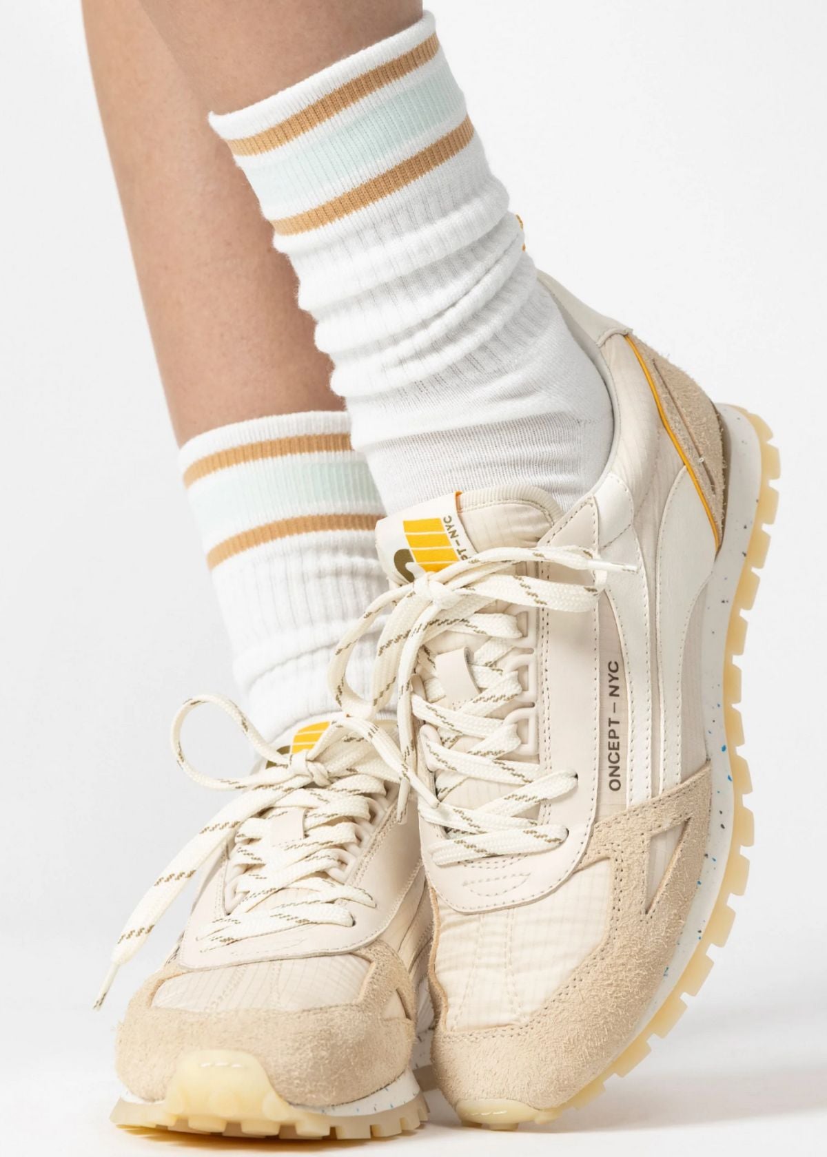 ONCEPT Toronto Sneaker - Off White