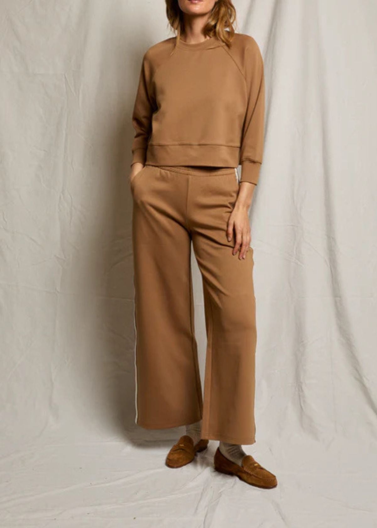PERFECT WHITE TEE Mikos Wide Leg Travel Pant - Mocha