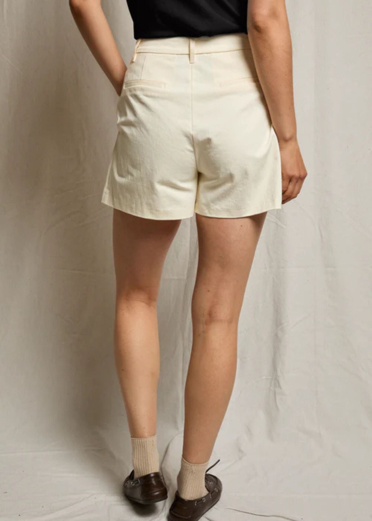 PERFECT WHITE TEE Mei Twill Short - Sugar