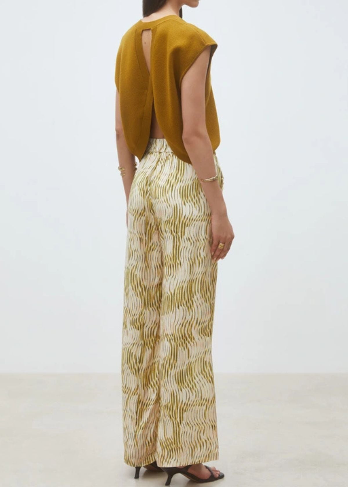 SUNCOO Plama Sleeveless Knit Top - Olive