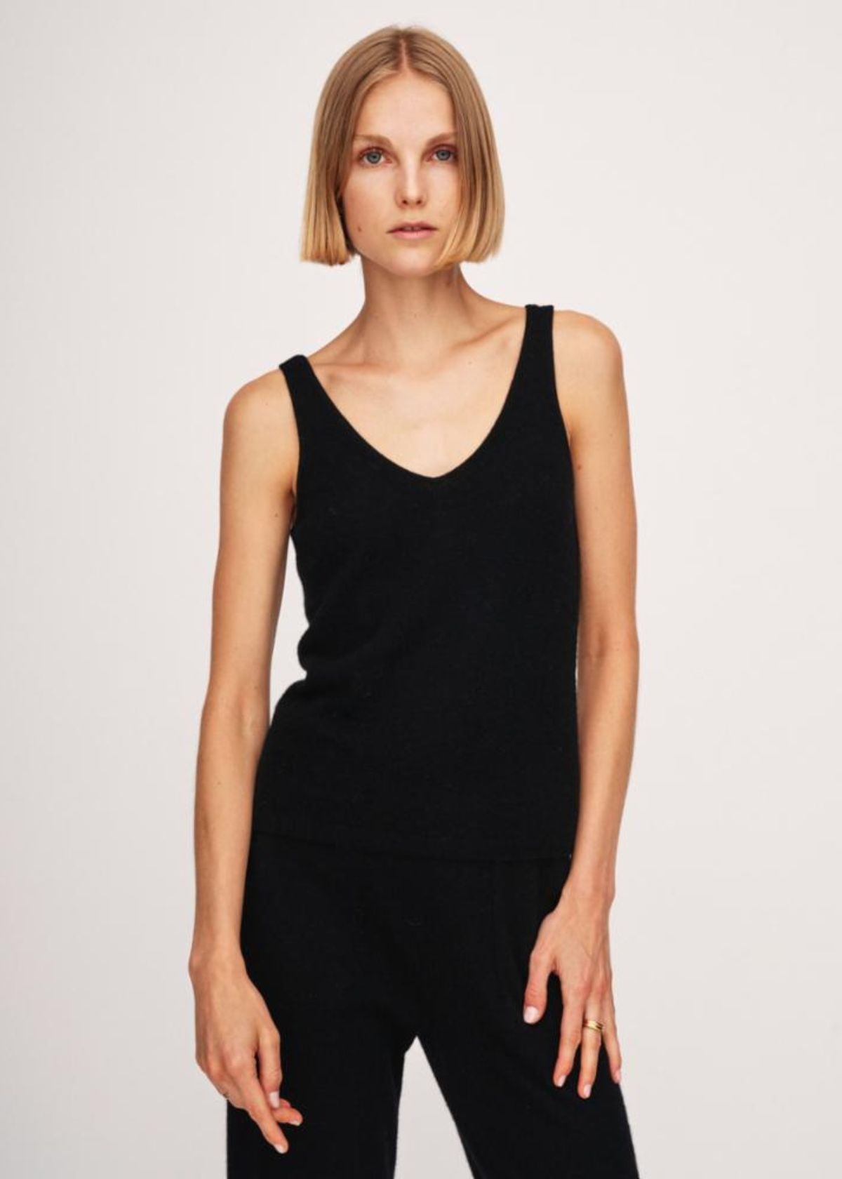 WHITE + WARREN Cashmere Tank Top - Black