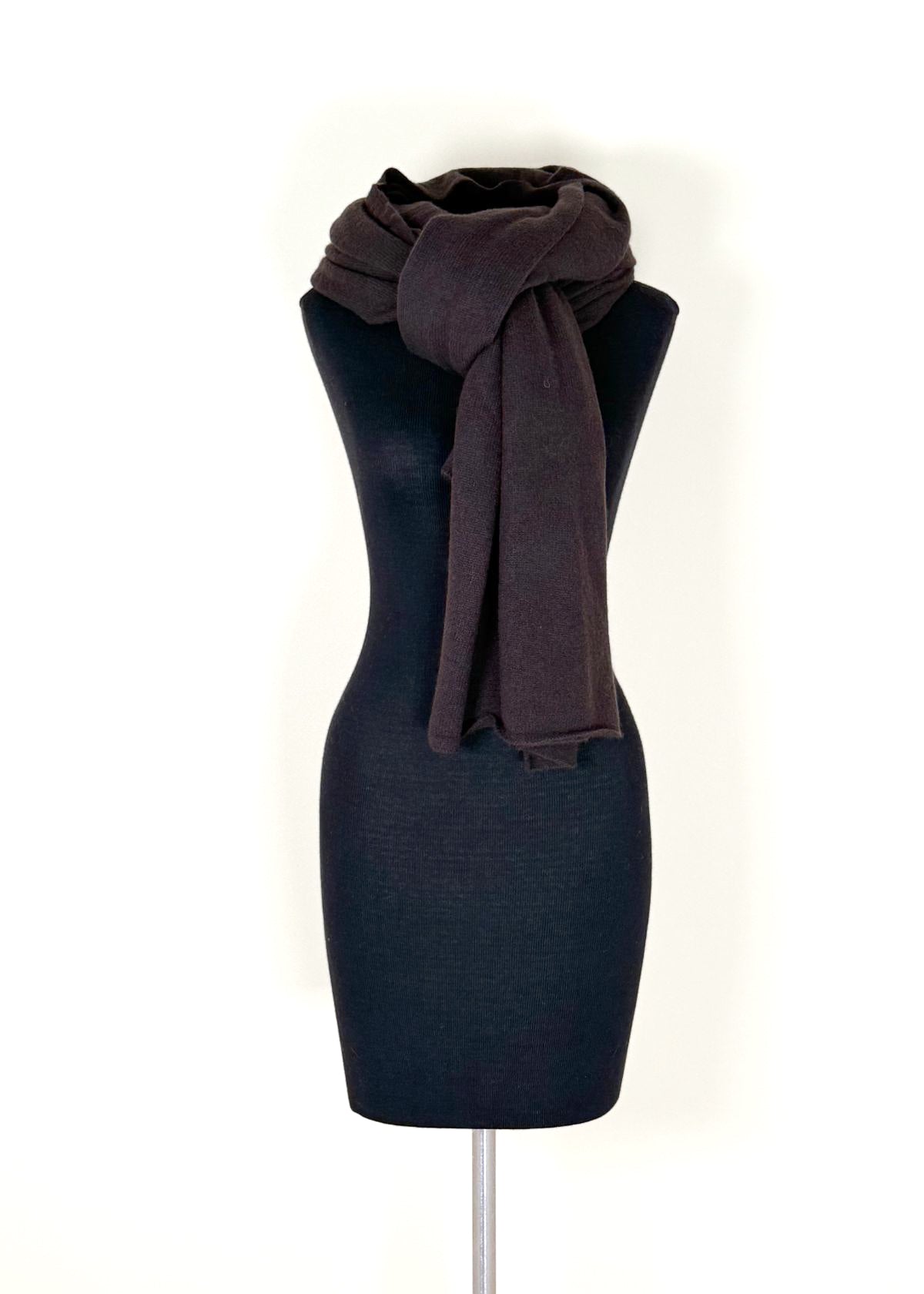 WHITE + WARREN Cashmere Travel Wrap - Dark Umber