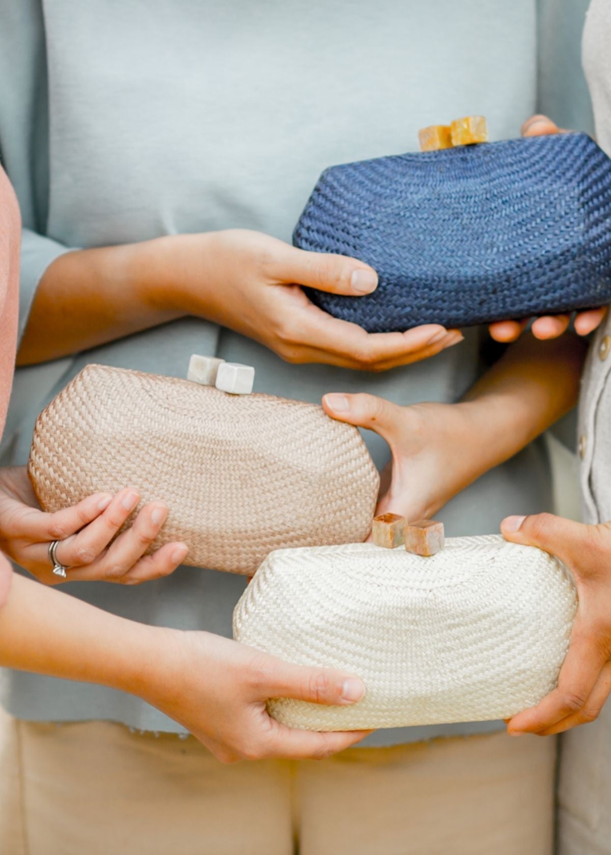 LIKHÂ Sarsuela Classic Handwoven Clutch