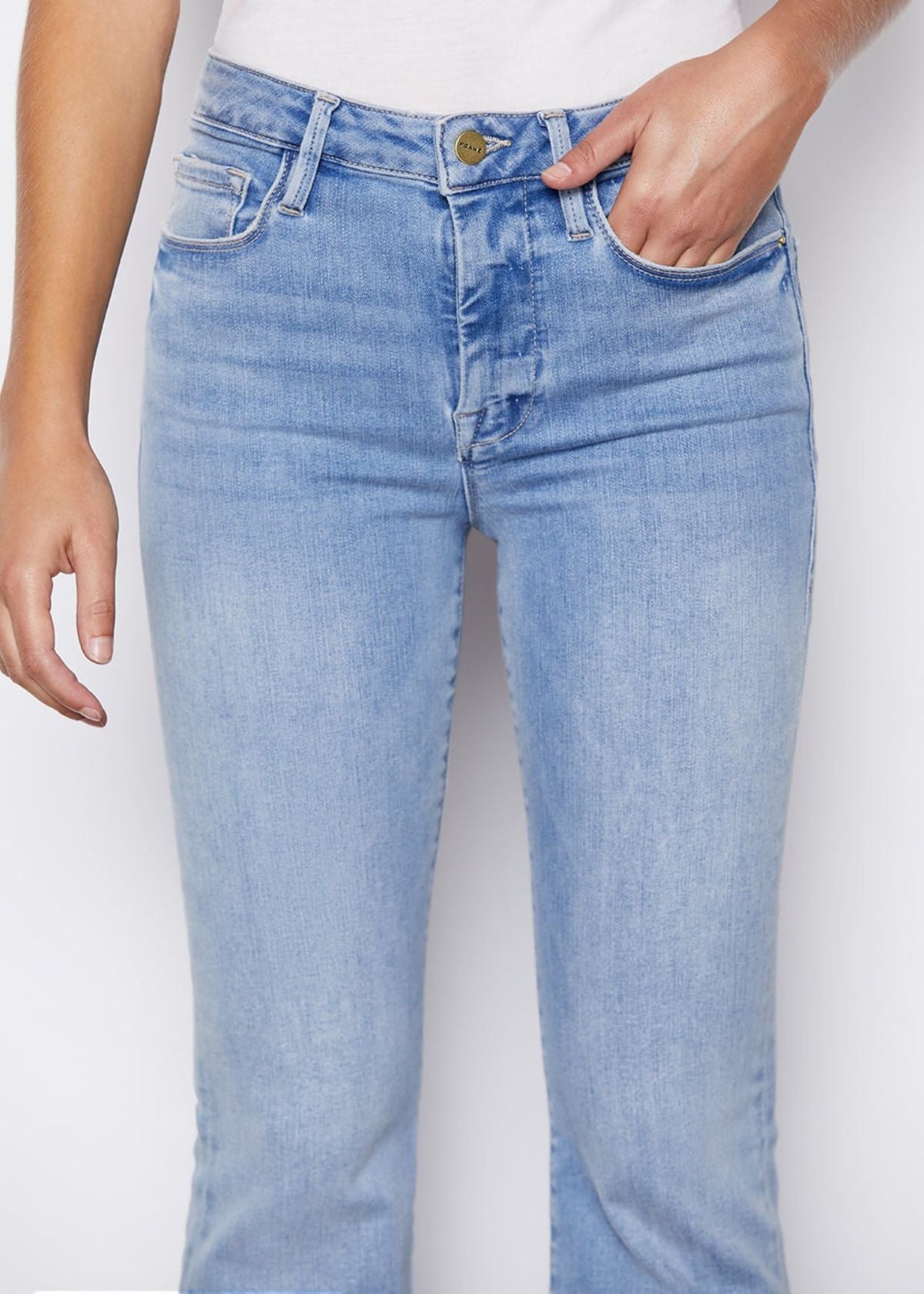 FRAME Le One Crop Mini Boot in Caspio