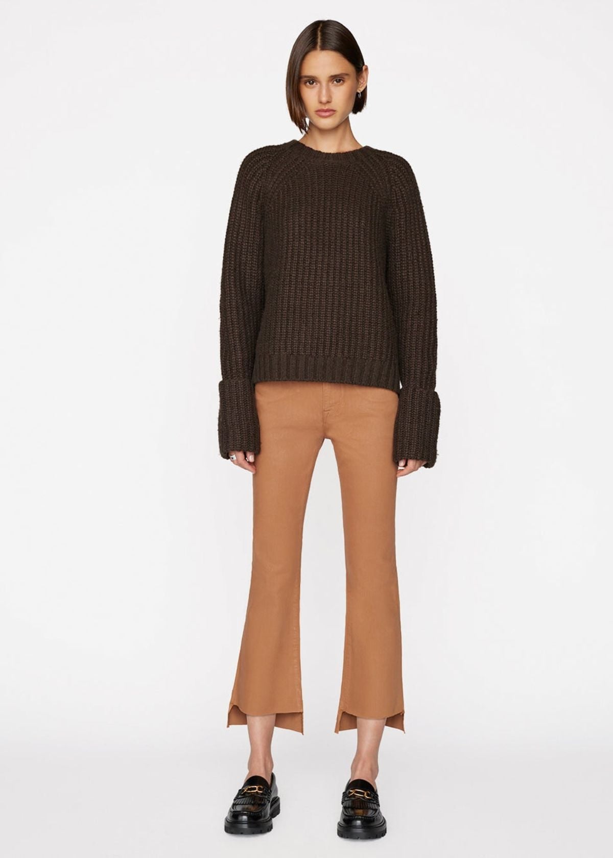 FRAME Le Crop Mini Boot in Latte display picture 1