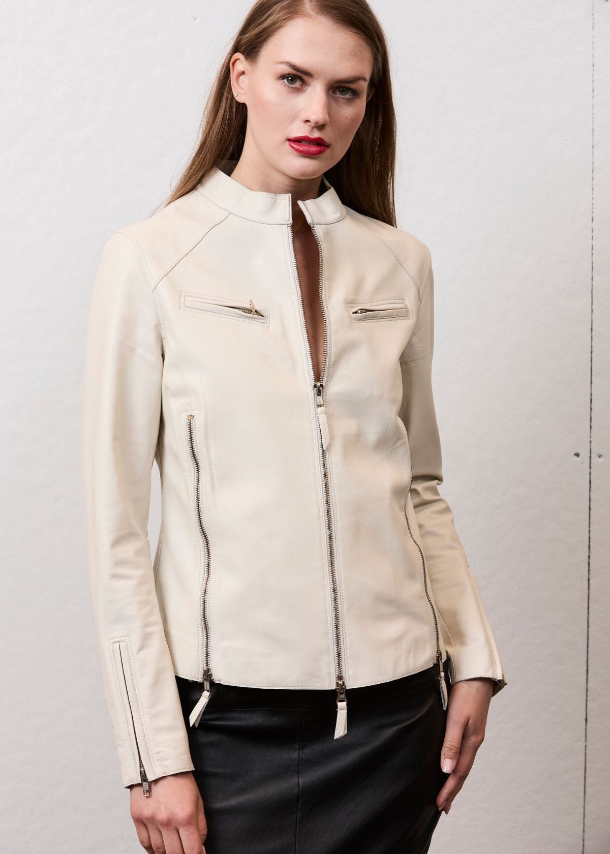 Collection Privee Leather Multi-Pocket Jacket Off-White Size 46