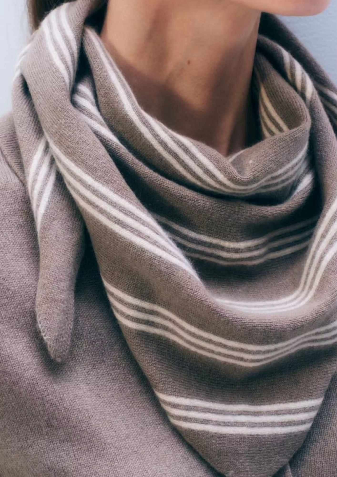WHITE + WARREN Cashmere Striped Neckerchief - Soft Shale/ Natural Heather