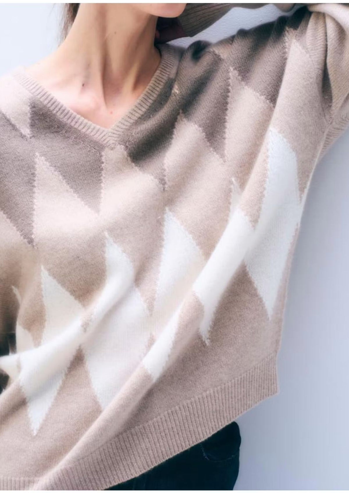 WHITE + WARREN Cashmere Argyle Oversized V Neck