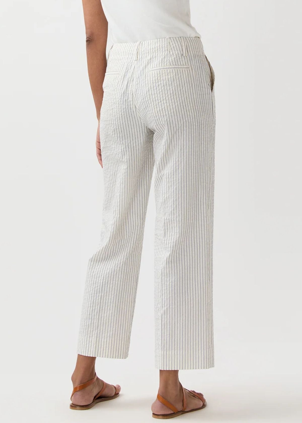 Ann Mashburn Frankie Cropped Pant - Ivory/Blue Crinkled Stripe