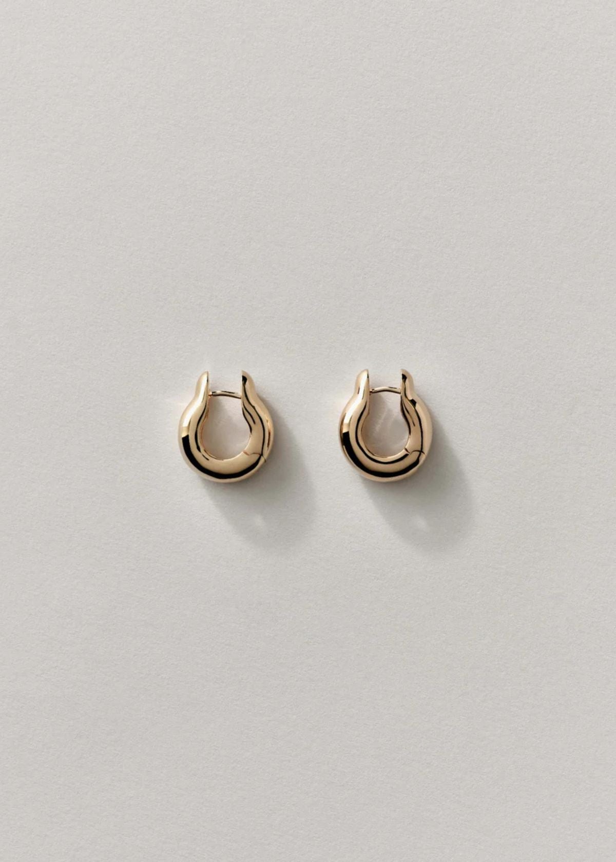 ANNIKA INEZ Small Ample Hinge Hoop Earring - Gold