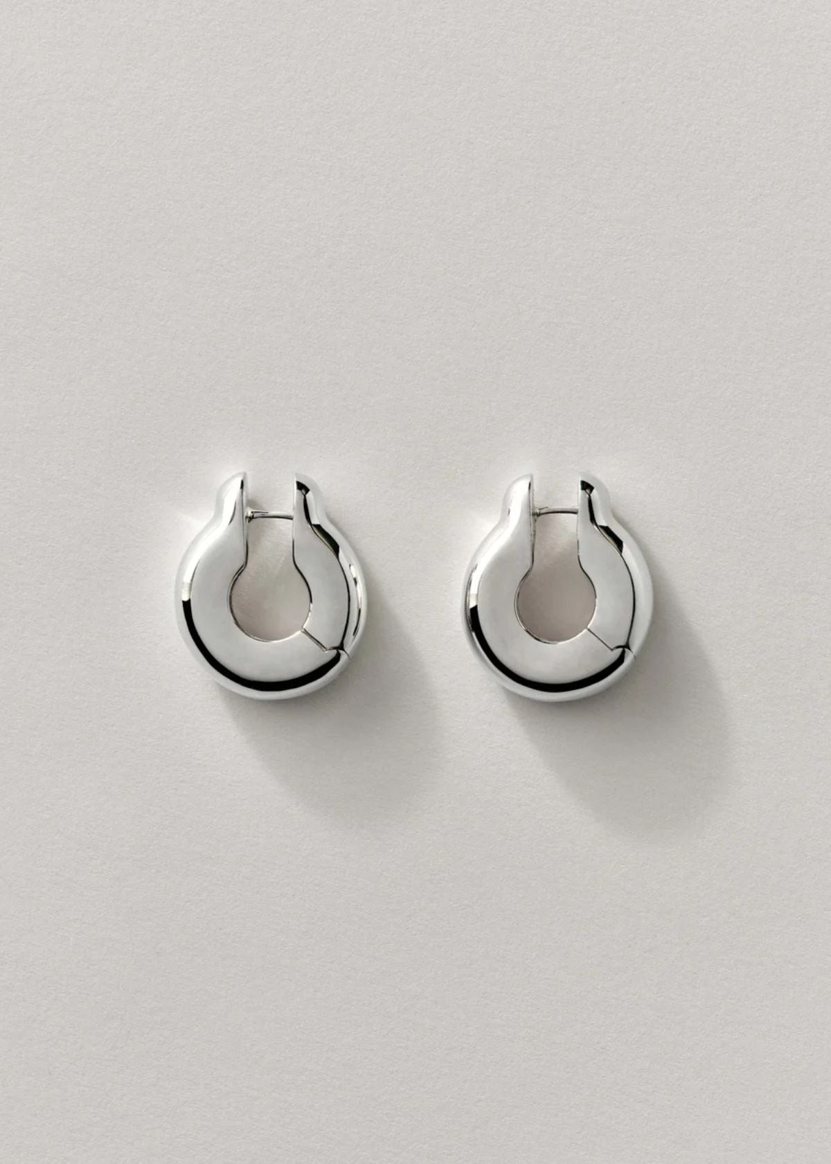 ANNIKA INEZ Large Ample Hinge Hoop Earring - Sterling Silver