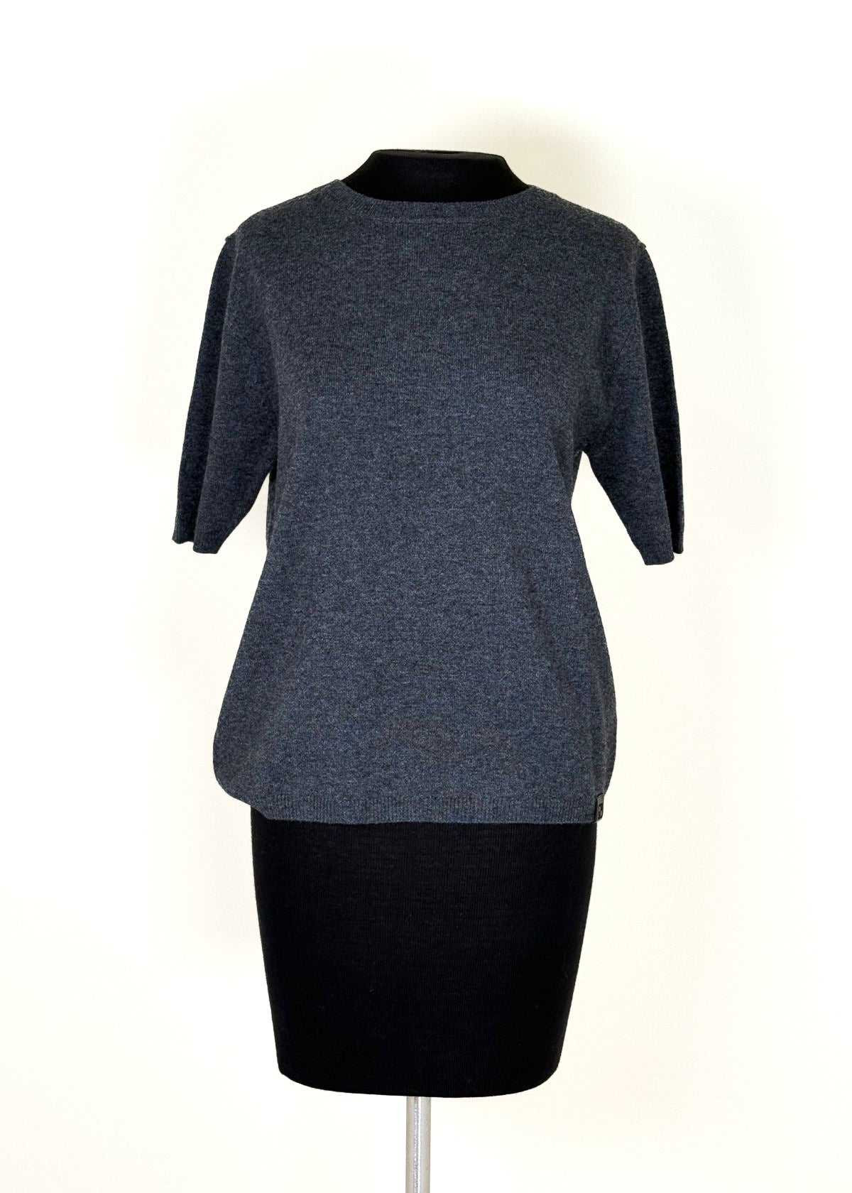 BEATRICE B. Short Sleeve Jersey Sweater - Deep Grey