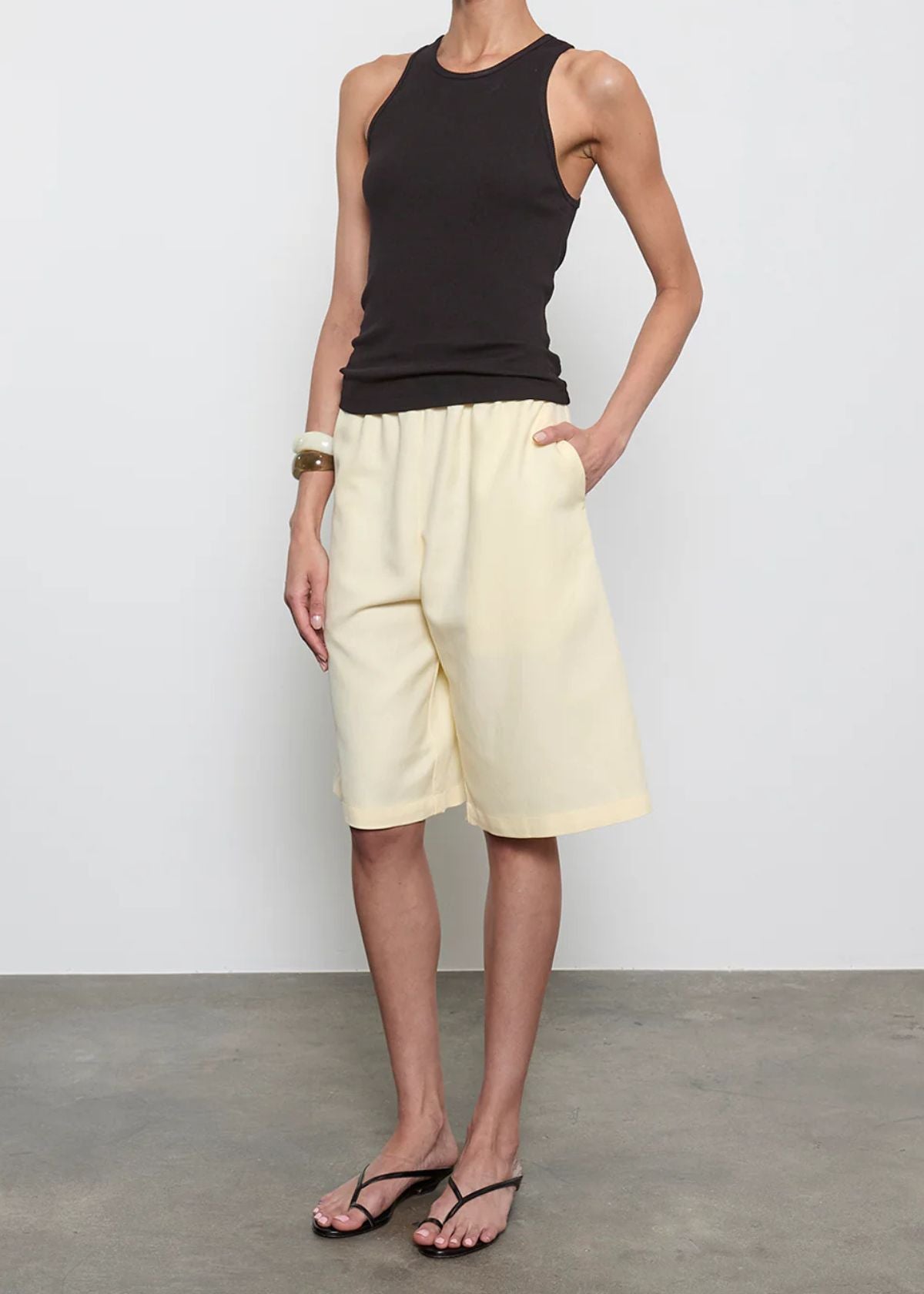 ENZA COSTA Twill Bermuda Short - Flan
