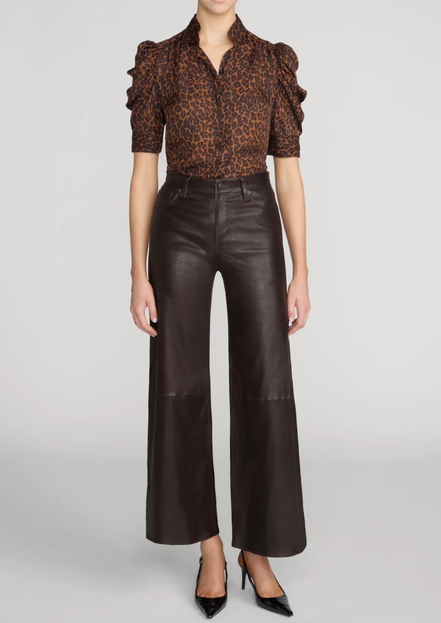 FRAME The Gillian Top - Light Leopard Multi