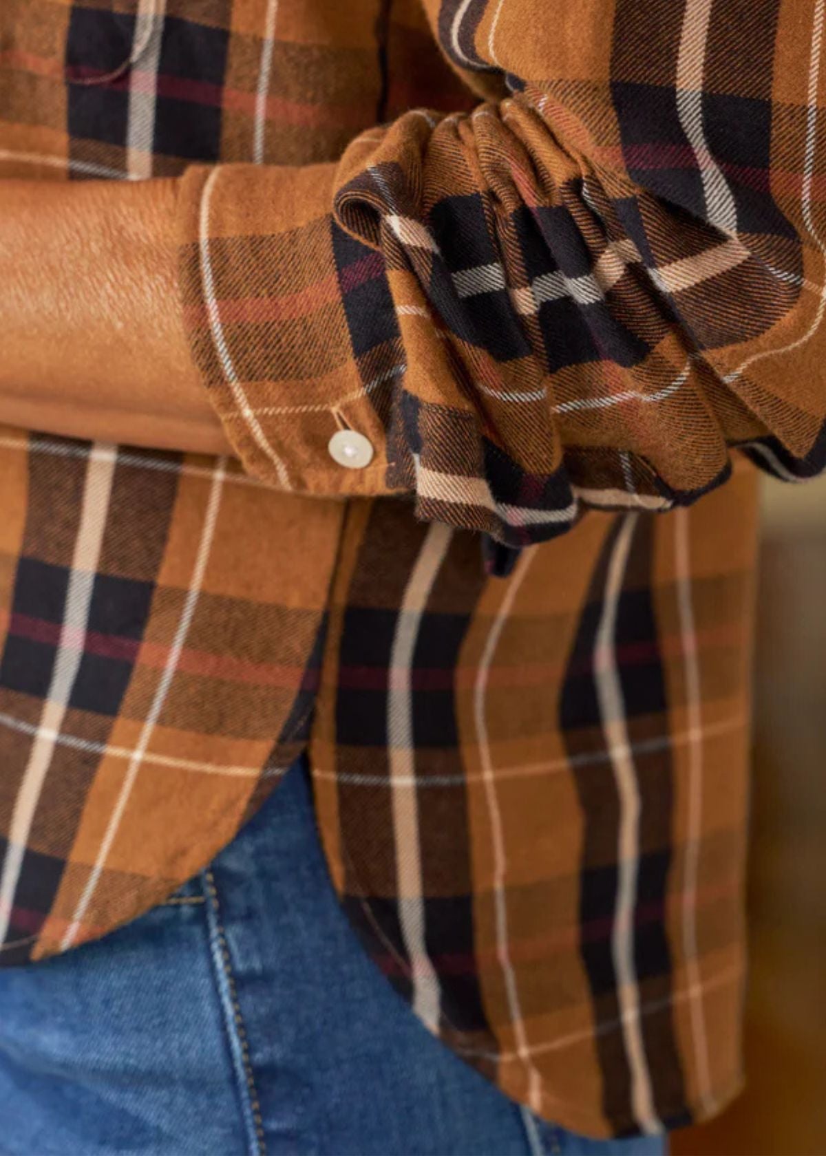 FRANK & EILEEN Untuckable Button-Up Shirt - Red and Black with Orange Plaid