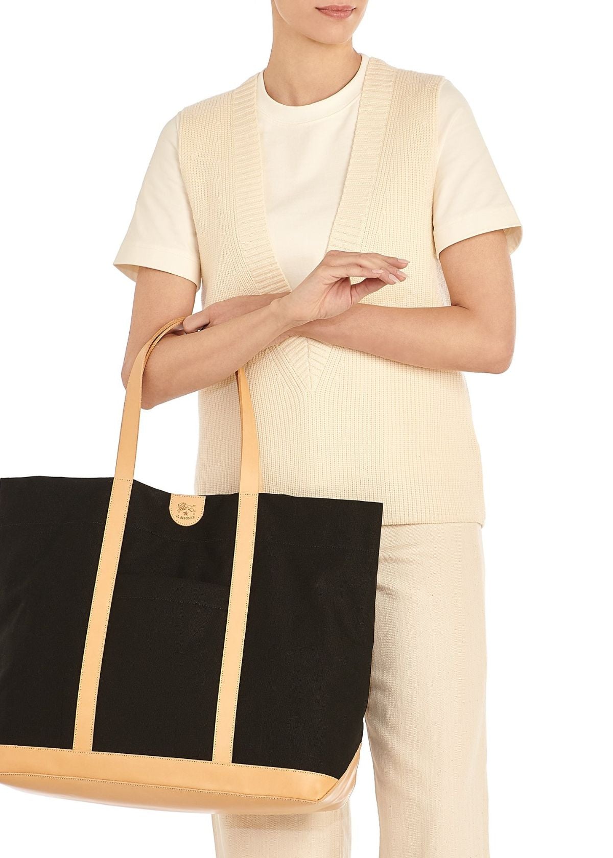 IL BISONTE Carmella Large Tote Handbag - Black and Natural