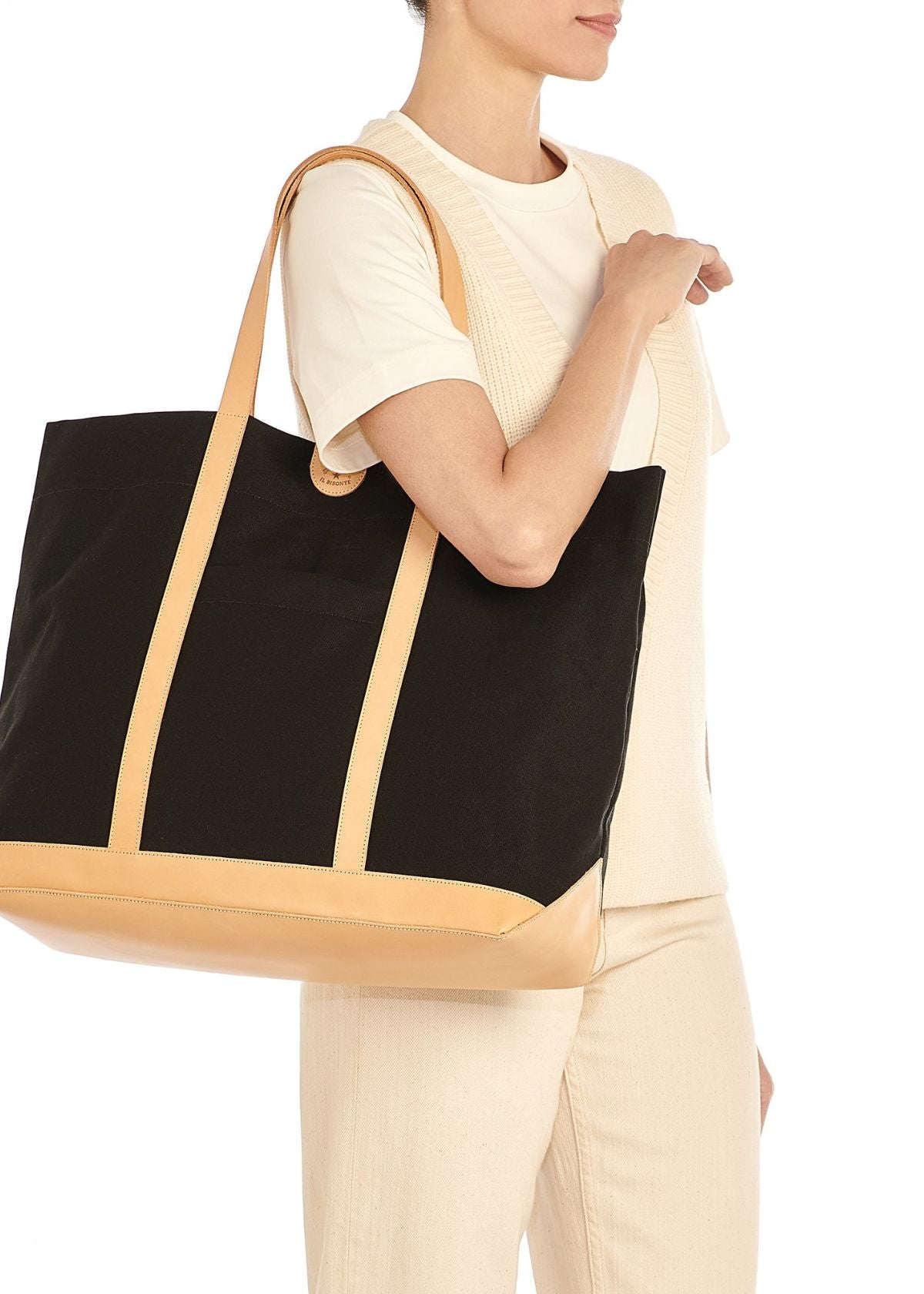 IL BISONTE Carmella Large Tote Handbag - Black and Natural