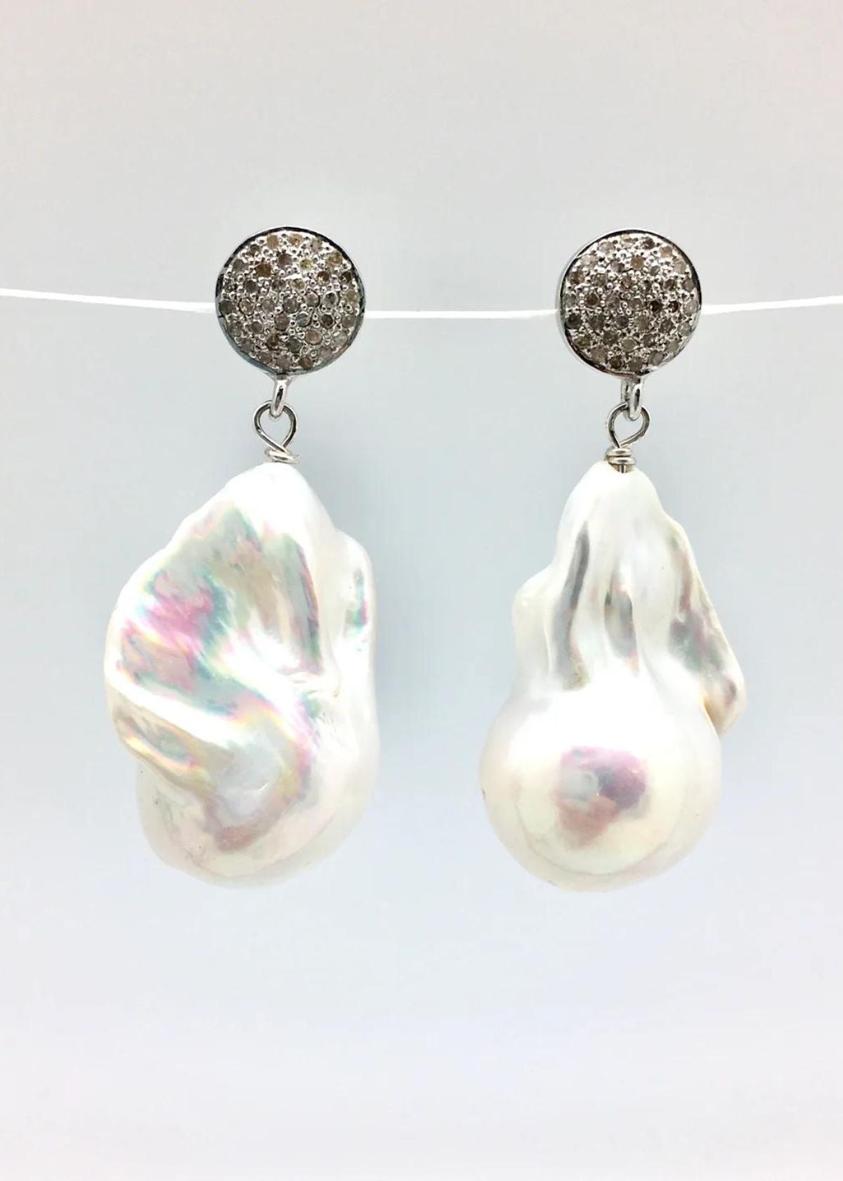 IN 2 DESIGN Diamond Baroque Earring - White Pearl