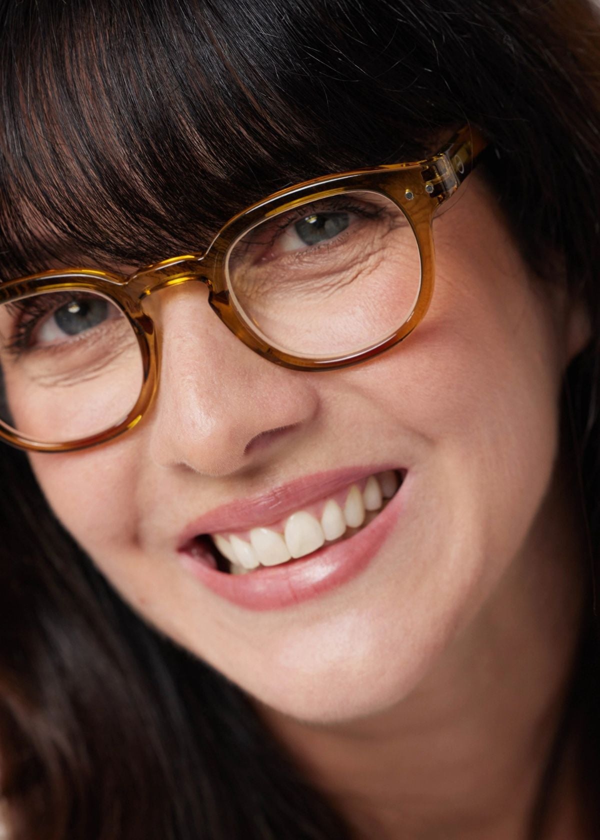 IZIPIZI Retro Square Reading Glasses #C in Golden Green