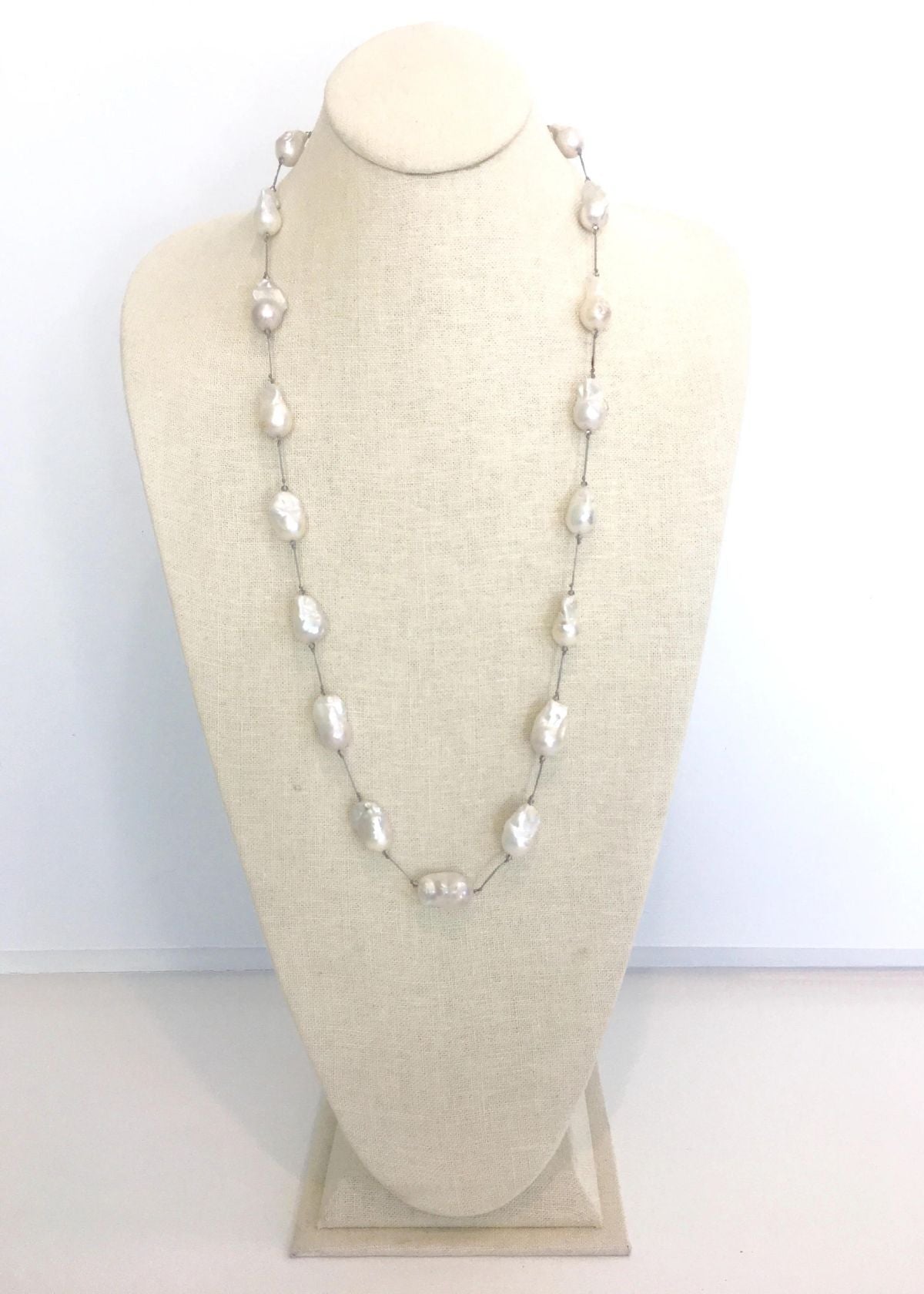 IN 2 DESIGN Elsa Baroque Pearl Silk Necklace