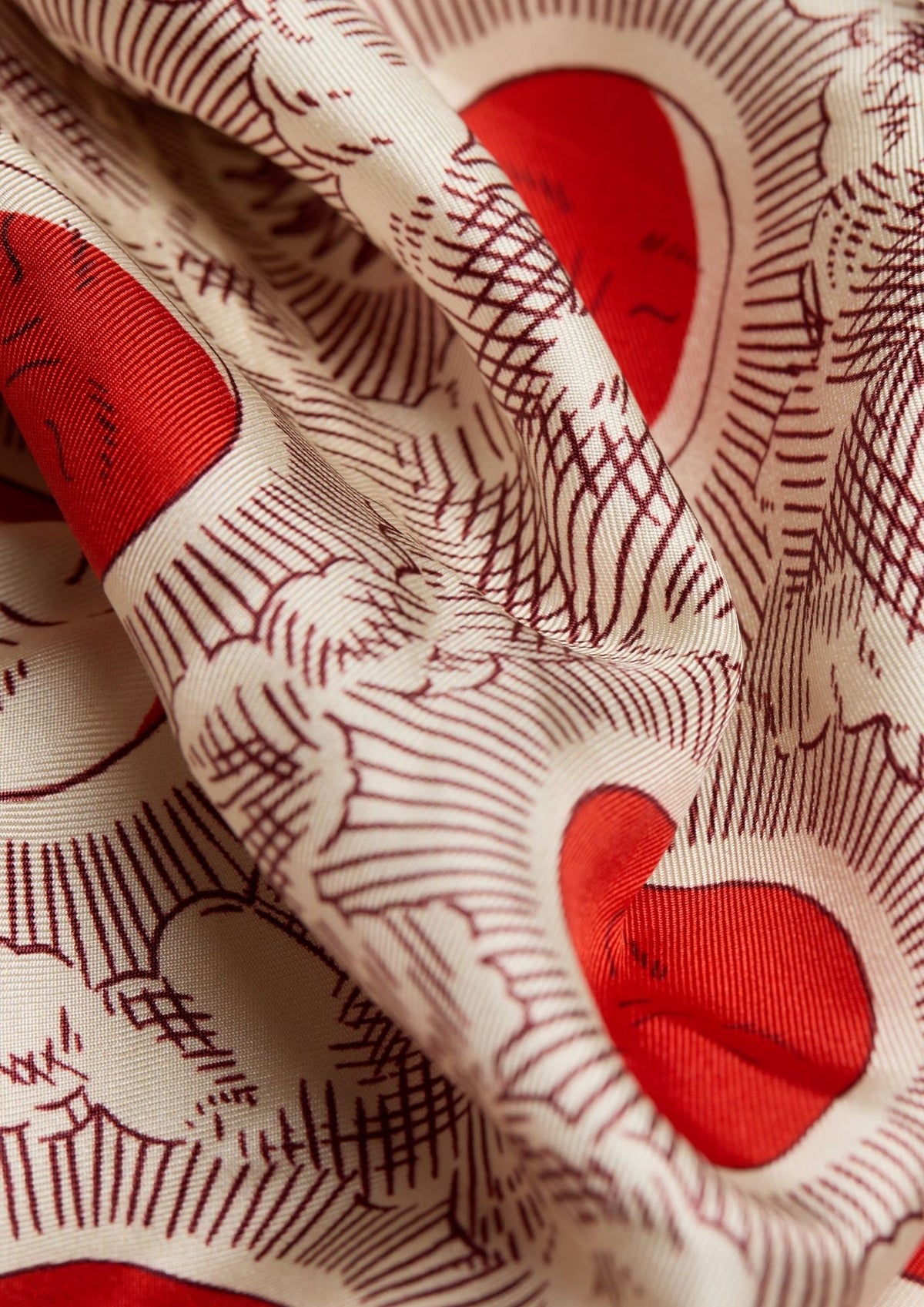 INOUI EDITIONS Eclipse 45 Square Scarf - Red