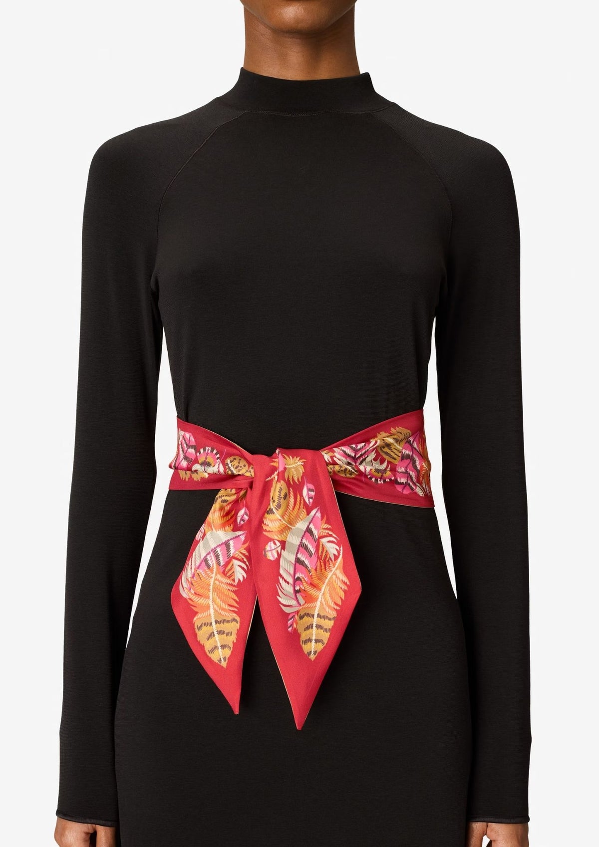 INOUI EDITIONS Lavallier Plumes 120 Scarf - Red