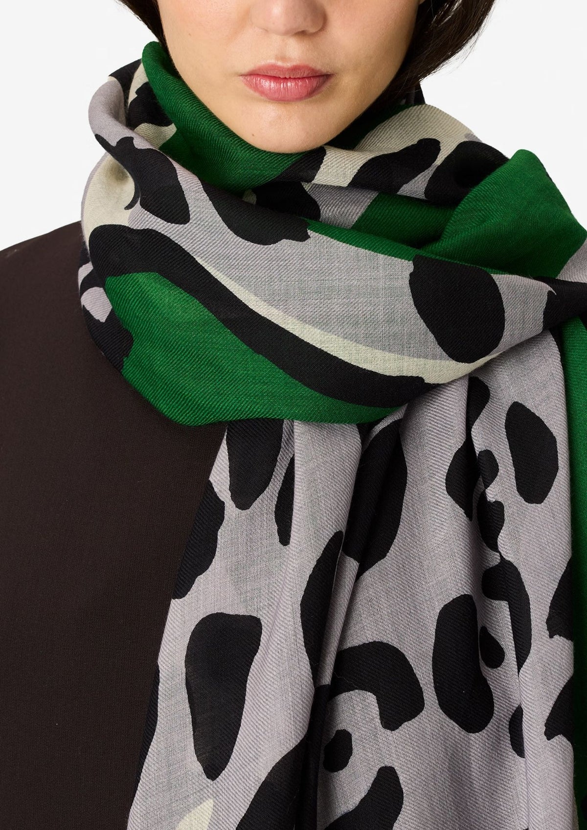 INOUI EDITIONS Feline 70 Scarf - Green