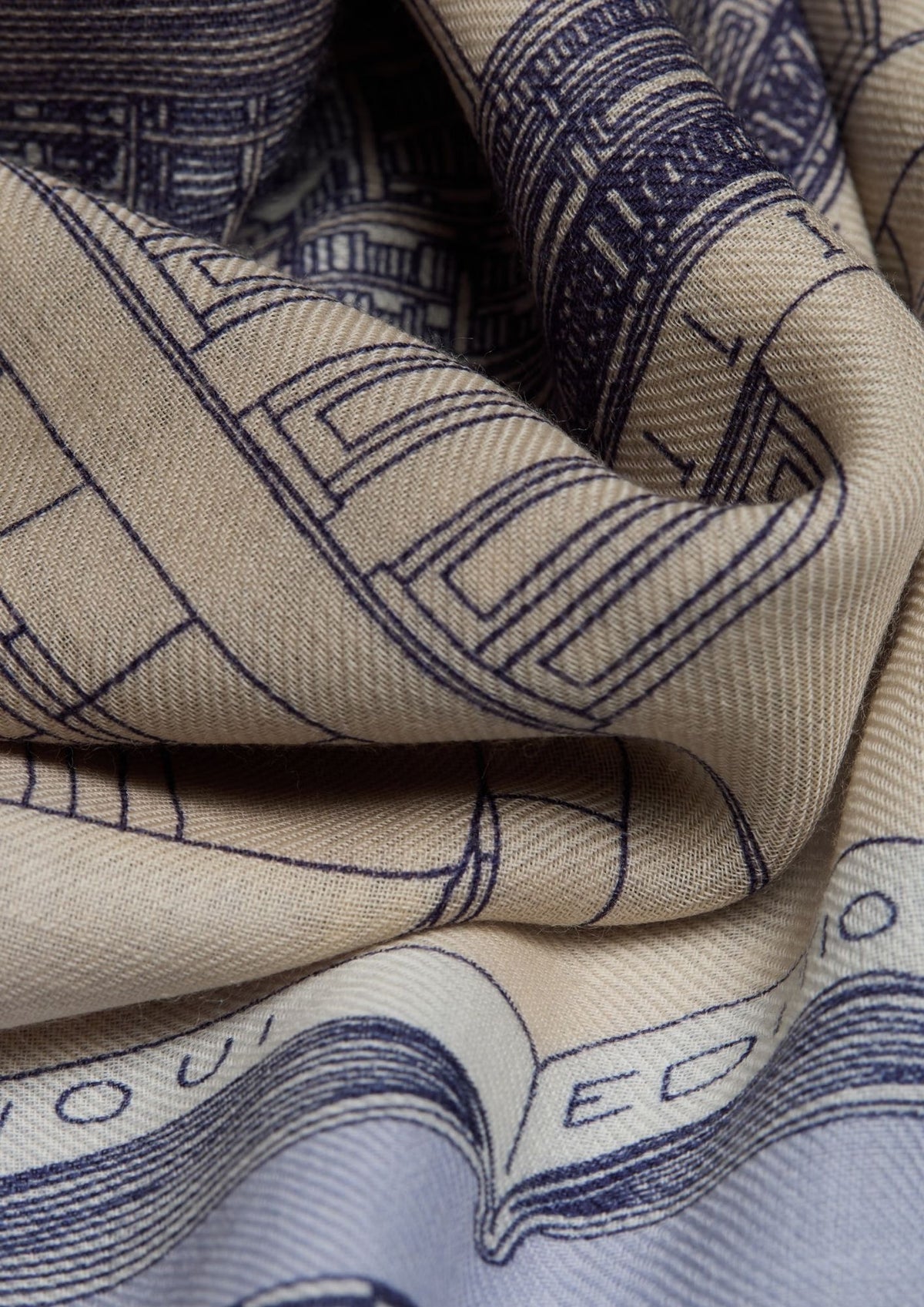 INOUI EDITIONS Vivienne 100 Scarf - Grey