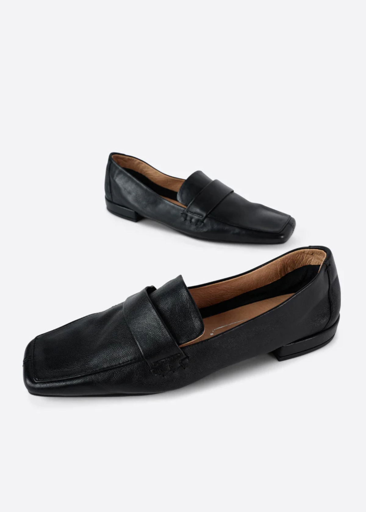 INTENTIONALLY BLANK Pinky Loafer - Black