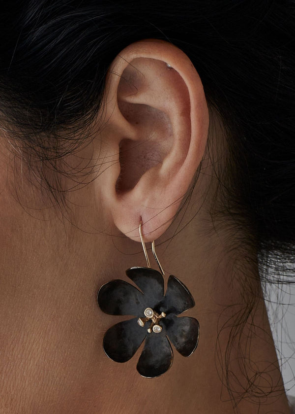 JULIE COHN DESIGN Hellebore Black Bronze Earring
