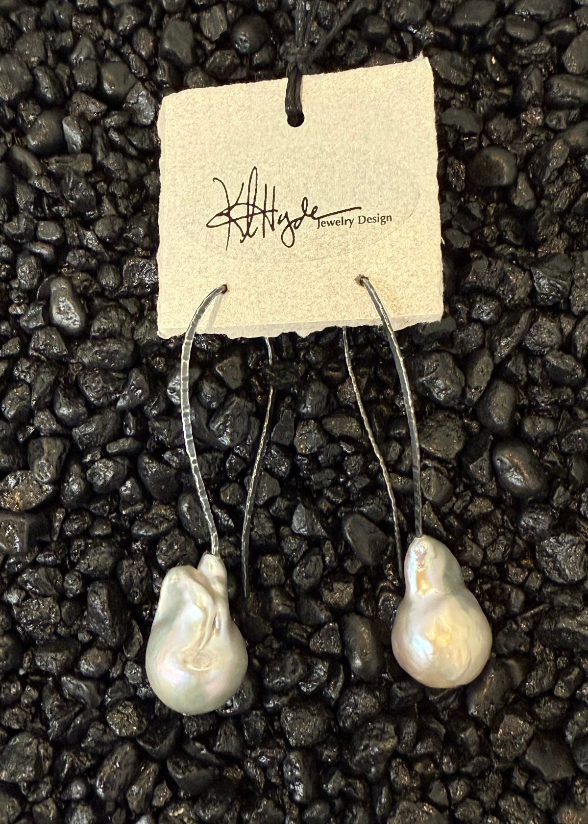 KRISTI HYDE Flameball Freshwater Pearl Earring - L