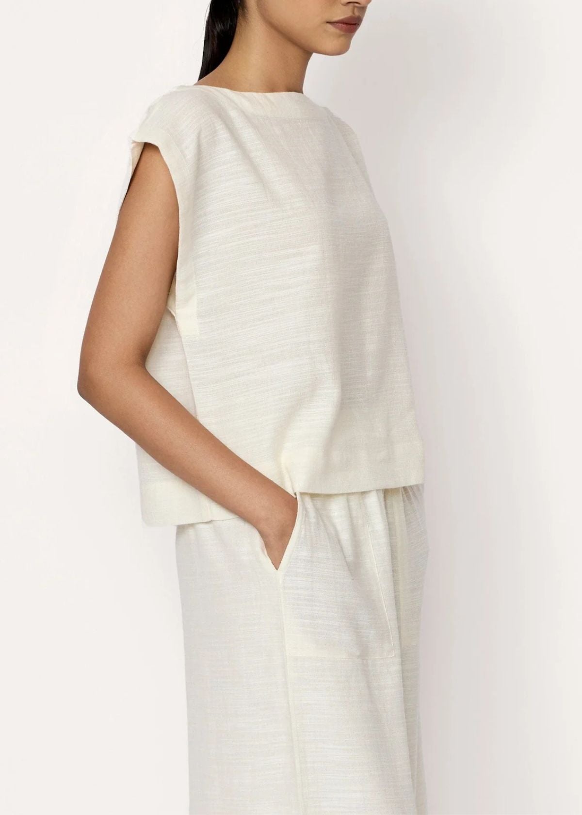 LAUDE THE LABEL Everyday Top - Ivory
