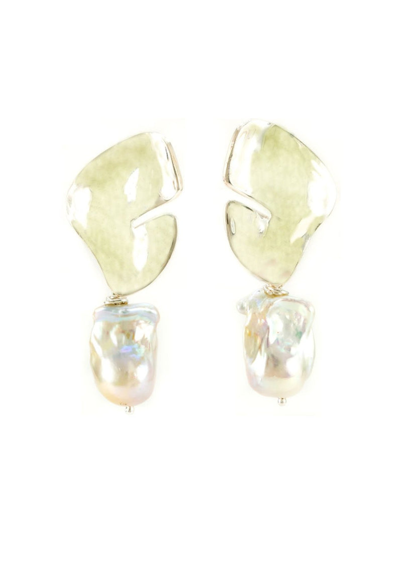 MARGARET ELLIS Guillemet Pearl Earring - Sterling Silver