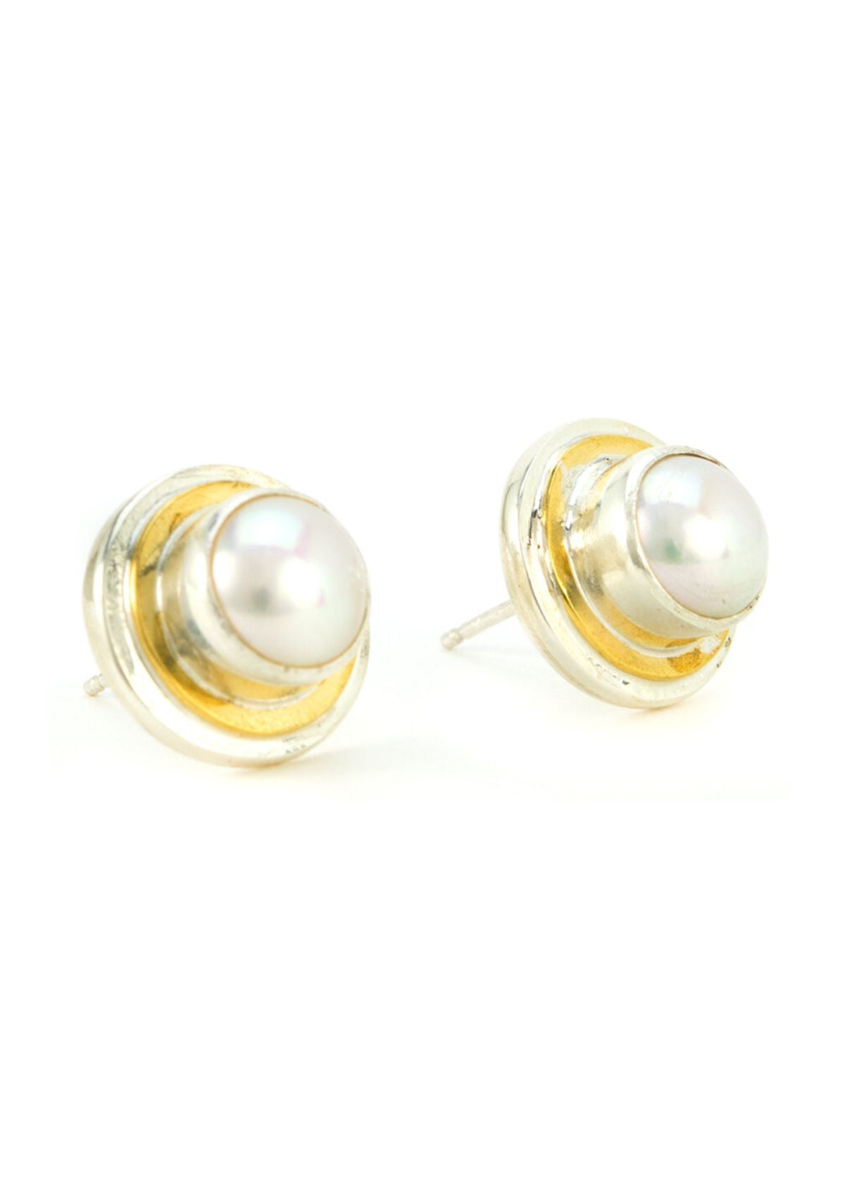 MARGARET ELLIS Tiny Pearl Stud Earring - Silver Bronze